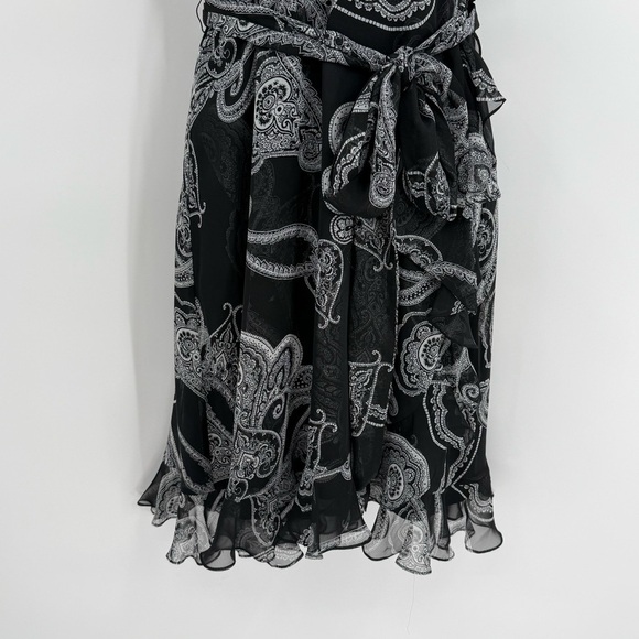 White House Black Market NWT Paisley Print Ruffle Faux Wrap Halter Dress Size 4 - Picture 3 of 11